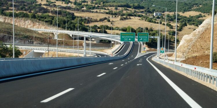 Παραδίδεται στην κυκλοφορία η αναβαθμισμένη σήραγγα Κατερίνης