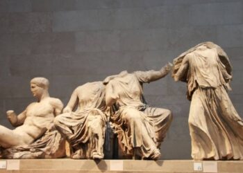 Σάλος για το δείπνο στην αίθουσα των Γλυπτών του Παρθενώνα