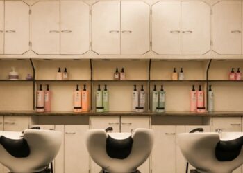 Η «κομμώτρια» των Media