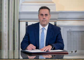 Υπεγράφησαν τέσσερις Υπουργικές Αποφάσεις για έρευνες υδρογονανθράκων σε 4 θαλάσσιες περιοχές Chevron