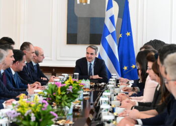 Παρατηρητήριο εξουσίας: Διορθώσεις ενόψει