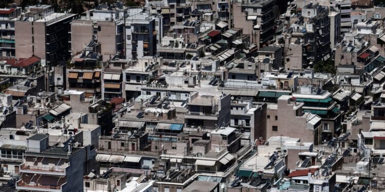 Το ίδιο σπίτι… 20 φορές! Αδιανόητες παρατυπίες στο “Ανακαινίζω – Νοικιάζω”