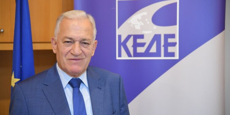 «Ενώ τα κρατικά έσοδα έχουν βελτιωθεί θεαματικά, η Αυτοδιοίκηση εξαρτάται από έκτακτες επιχορηγήσεις»