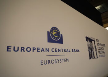 Περαιτέρω μείωση των κόκκινων δανείων για τις ελληνικές τράπεζες στο τέλος Ιουνίου