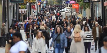 Επιστροφή ενοικίου: Περίμεναν λεφτά – Χάος με τις τράπεζες