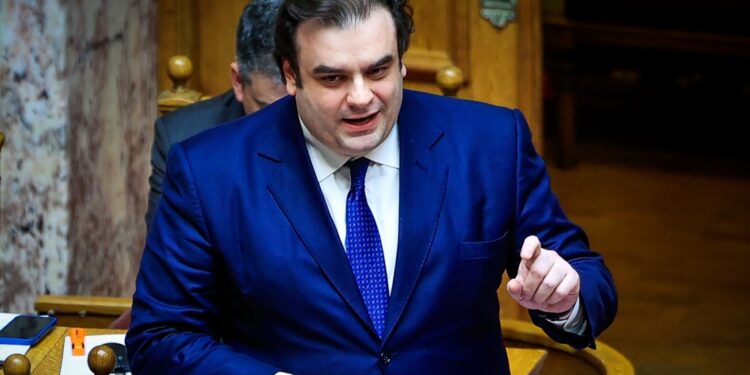 Σε ισχύ το νέο πακέτο ενισχύσεων για 2,4 εκατ. πολίτες