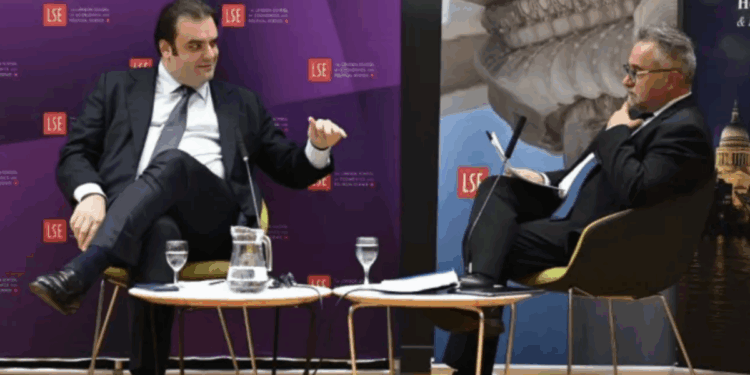 Είμαι αισιόδοξος για τις προοπτικές της ελληνικής οικονομίας