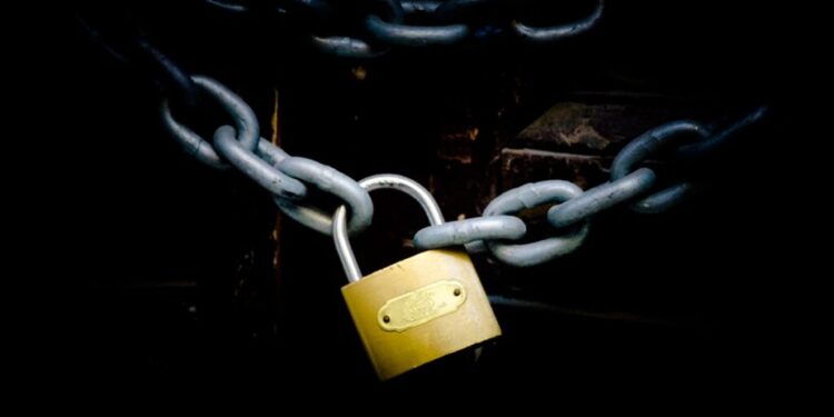 Κύμα πτωχεύσεων στη Γερμανία και ανησυχία για την οικονομία