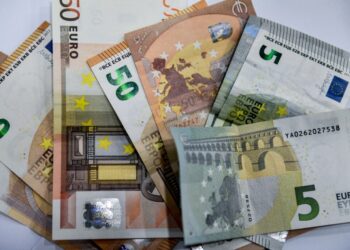 Χρήμα πριν τις γιορτές των Θεοφανείων