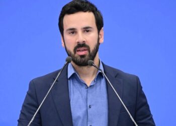  «Δουλεύουμε σκληρά για τη νέα Ελλάδα που αξίζει σε εμάς και στα παιδιά μας»