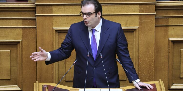 Η επιτυχία της οικονομίας μετριέται στη ζωή των πολιτών