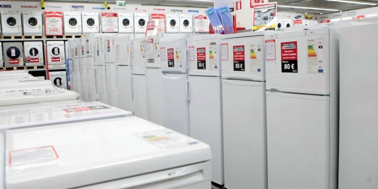 Λευκές και μαύρες συσκευές στην Ελλάδα