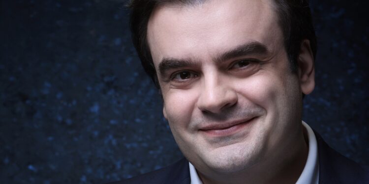 Χαμηλότερο κόστος δανεισμού για κράτος, πολίτες, επιχειρήσεις