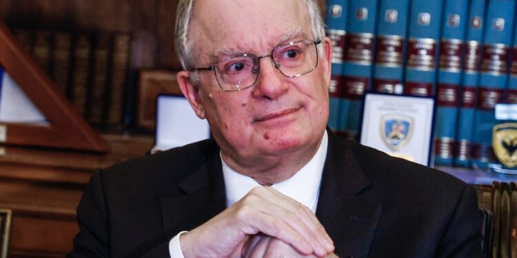 Αντιθεσμικό