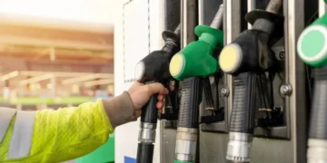 Πώς η κρίση στο Ιράν επηρεάζει τις τιμές των καυσίμων