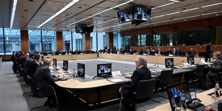 Συναγερμός στις Βρυξέλλες: Συνεδριάζει το Εurogroup