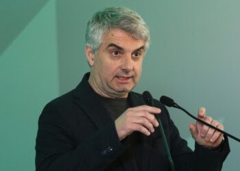 Τα πηγαινέλα του Οδυσσέα στο Κολωνάκι