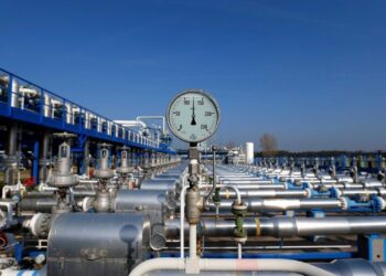 +130% στο φυσικό αέριο αν κλείσει το Ορμούζ, ήδη τρέμει η αγορά με άλμα 50% στα συμβόλαια