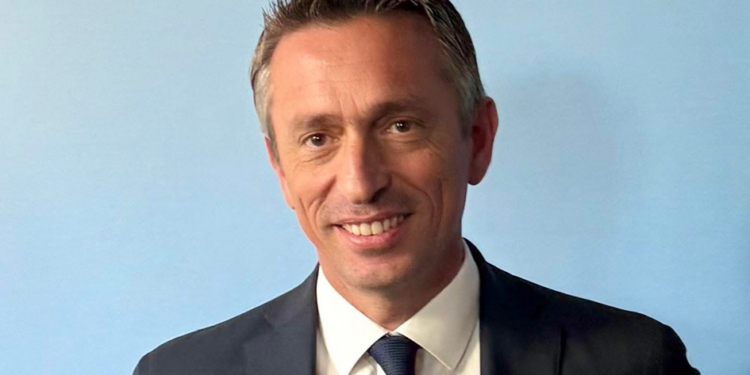 «Οι κρίσεις γεννούν και συγκρίσεις. Οι πολίτες βλέπουν ποιος διαθέτει συνεκτικό σχέδιο διακυβέρνησης και ποιος περιορίζεται σε γενικόλογες ή ανεφάρμοστες προτάσεις»