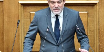 Συνέχεια με σταθερότητα και προοπτική ή πειραματισμοί και νέες περιπέτειες;